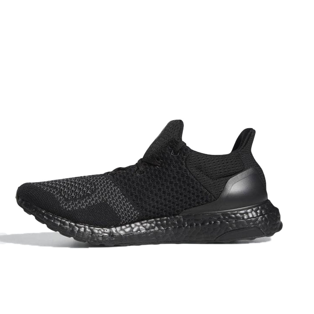 ULTRABOOST 1 DNA